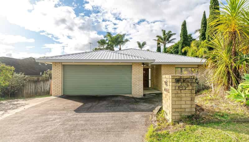 23 Goldfinch Rise, Unsworth Heights