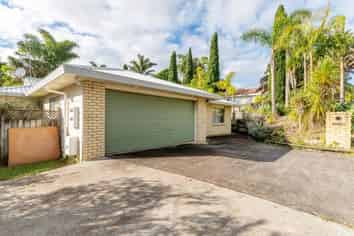 23 Goldfinch Rise, Unsworth Heights