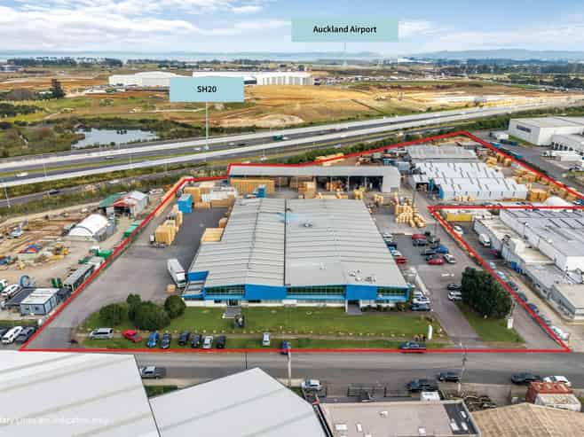 Large Industrial Landholding with Huge Profile