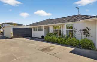 2/83 Winchester Street, Parkvale