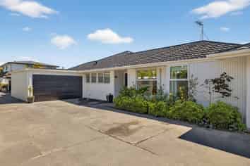 2/83 Winchester Street, Parkvale