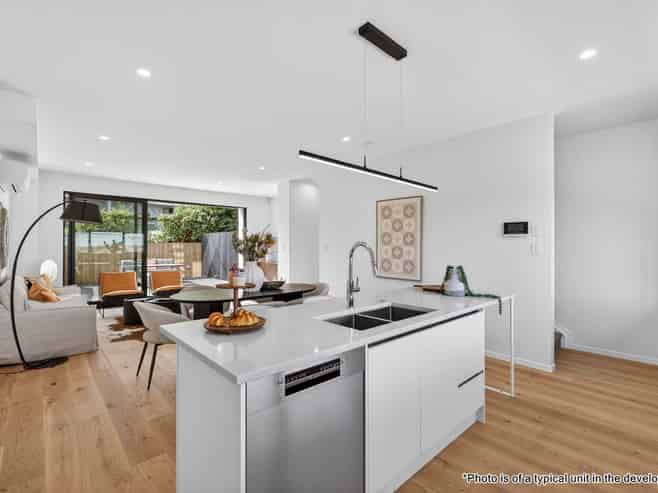 6 Riddell Road, Glendowie