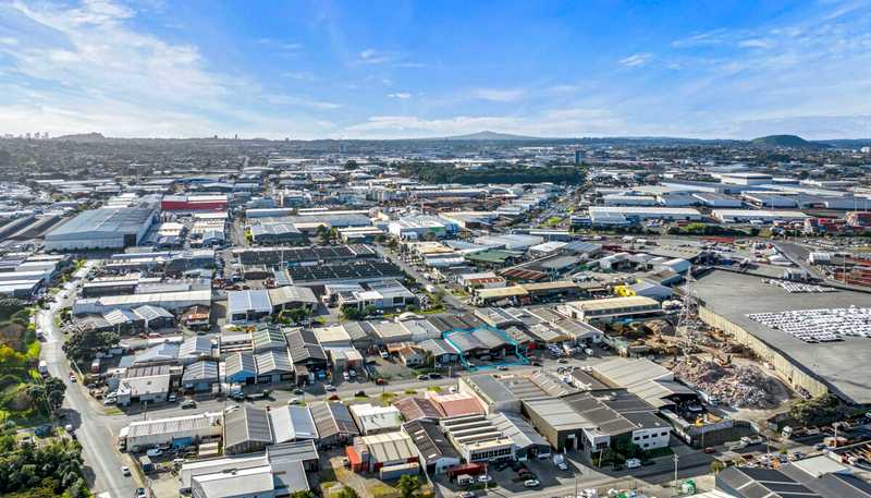 18-20 Pukemiro Street, Onehunga