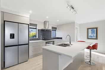 9 Crest Place, Rolleston