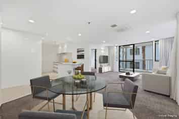 2C/171 Hurstmere Road, Takapuna