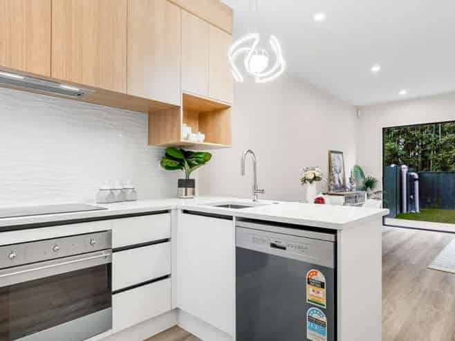 5 Don Oliver Lane, Glen Eden