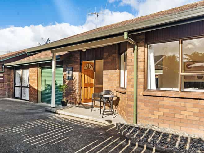 14B North Street, Woodhill