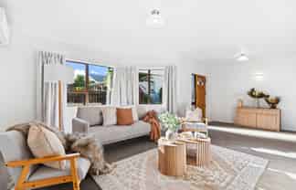 14B North Street, Woodhill