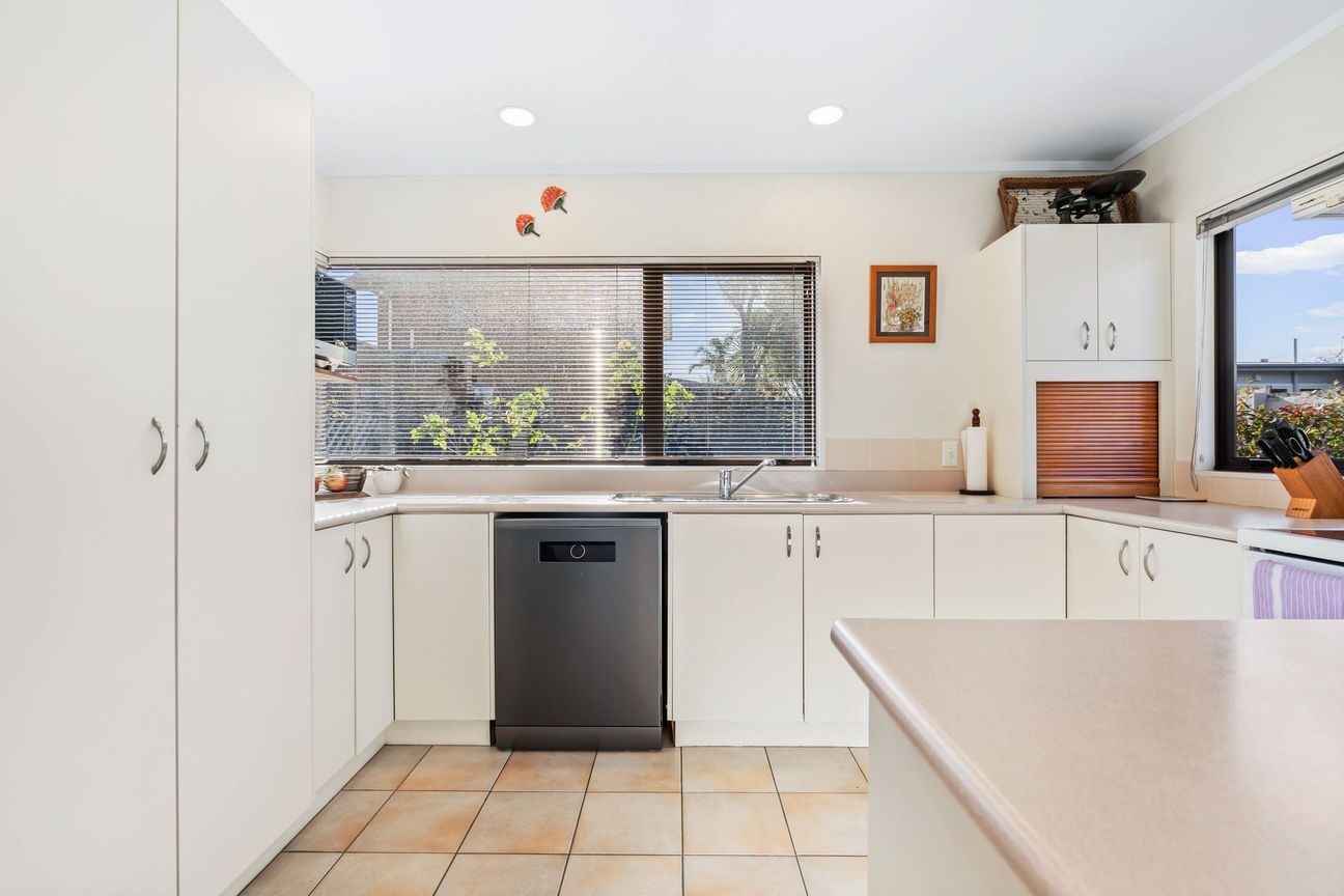 Tucked Away and Surprisingly Spacious - Ansicht 6