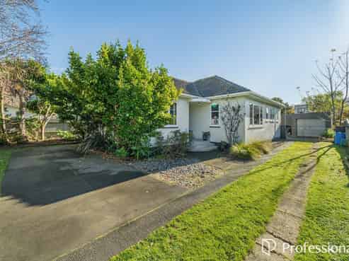 18 Burden Avenue, Wainuiomata