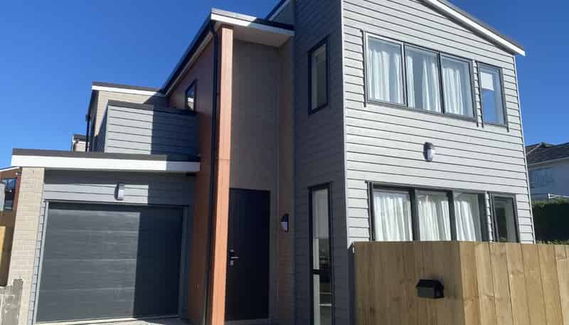 8 Kehu Loop, Mount Roskill