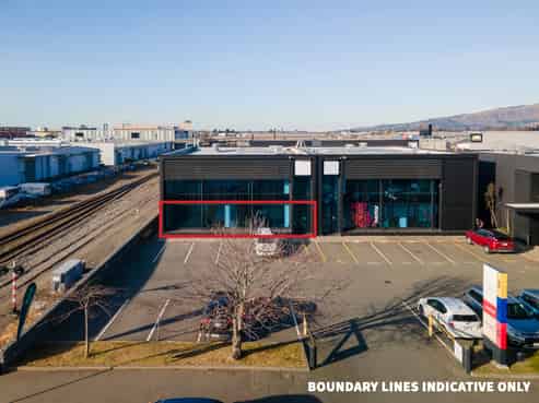 Office with Profile to Montreal St + Car Parking