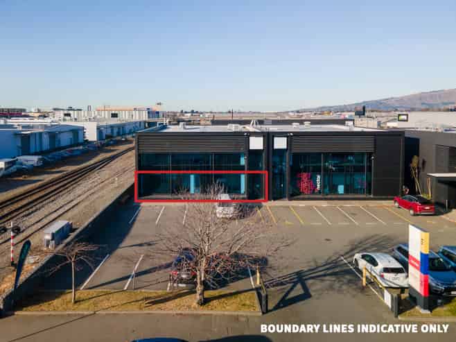 Office with Profile to Montreal St + Car Parking