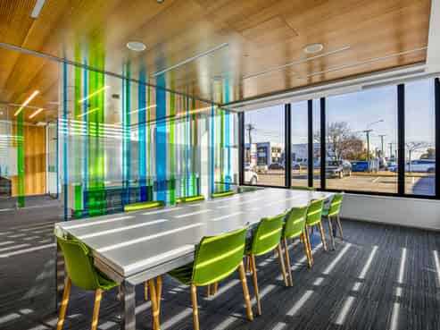 Office with Profile to Montreal St + Car Parking