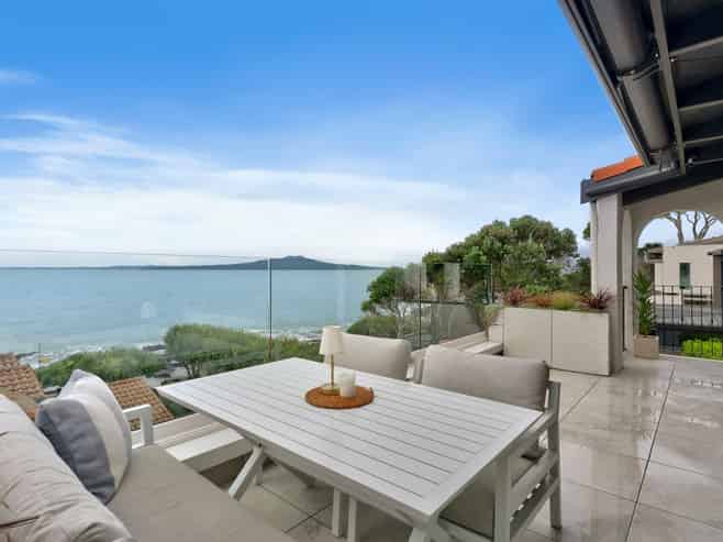 3/21 Audrey Road, Takapuna