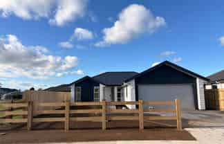 15 Pureirei Drive, Clevedon