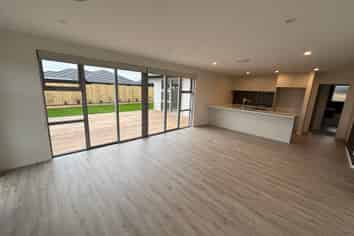 15 Pureirei Drive, Clevedon