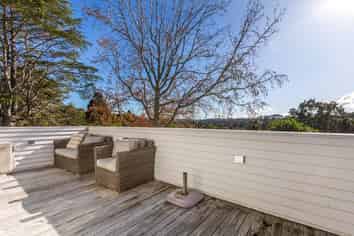 77 Roseberry Avenue, Birkenhead