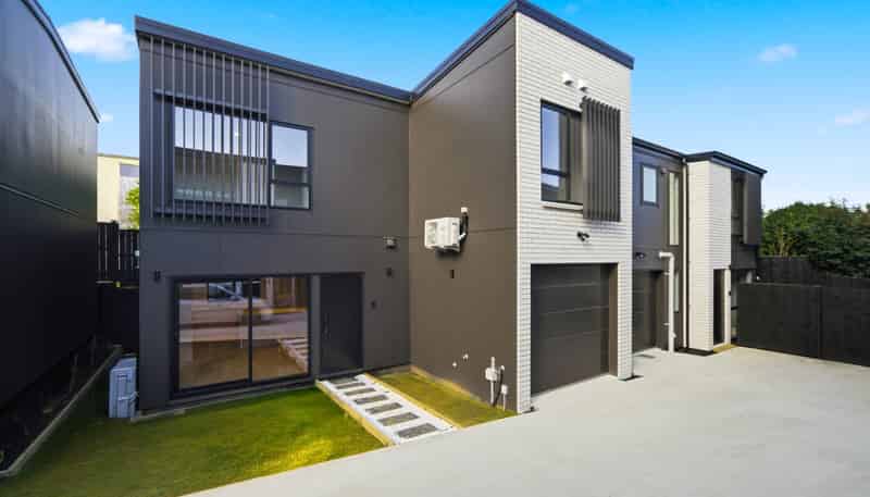 18 Sunnyhill Crescent, Sunnyhills