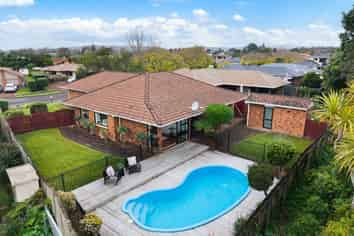 16 Westholm Way, Pahurehure