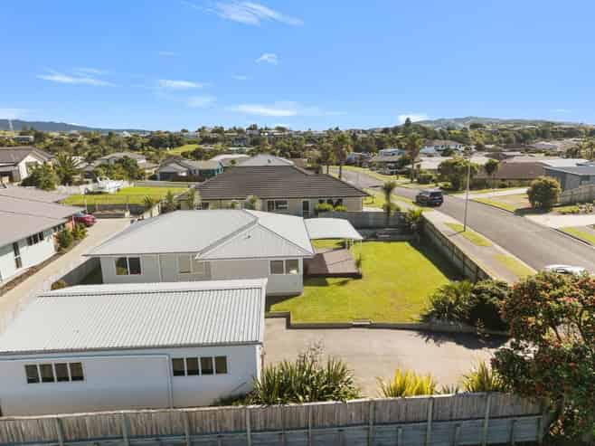 12 Dune Lake Place, Ruakaka