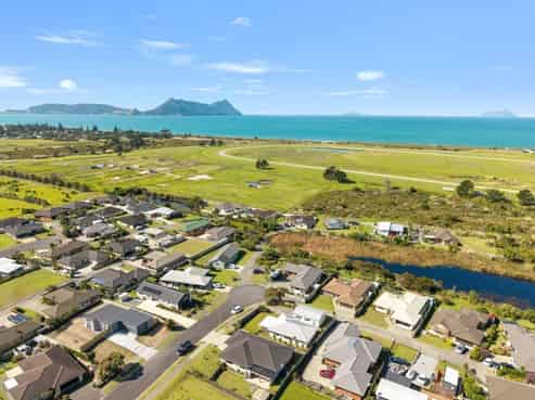 12 Dune Lake Place, Ruakaka