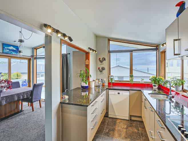 2/80 The Esplanade, Westshore