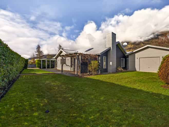 4 McIvor Lane, Lake Hayes Estate