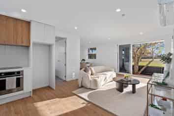 1-6/124 Lonsdale Street, New Brighton