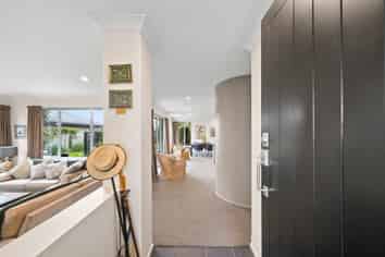 11 Pascoe Drive, Woodend