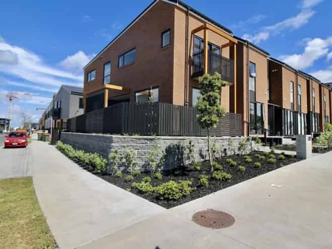 64 Nugget Ave, Hobsonville