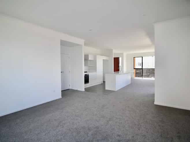 64 Nugget Ave, Hobsonville