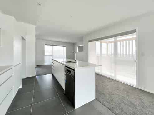 64 Nugget Ave, Hobsonville