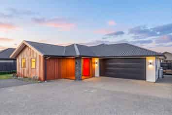 27 Kaitorete Drive, Lincoln