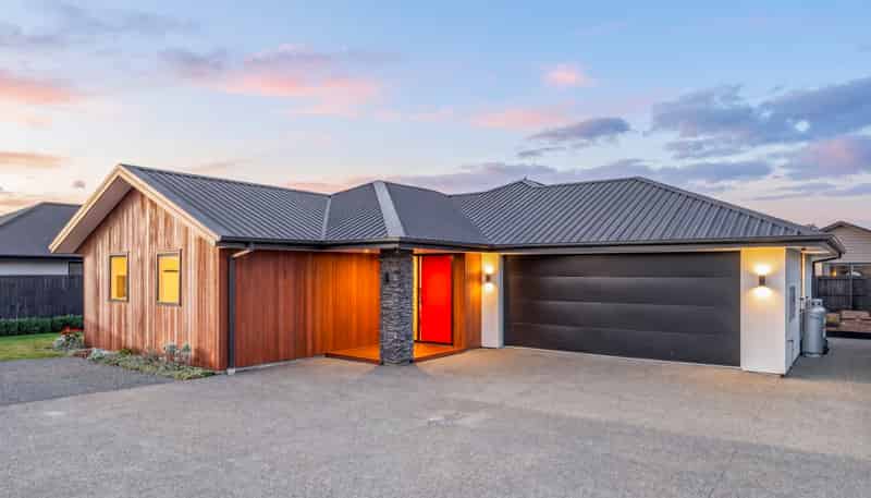 27 Kaitorete Drive, Lincoln