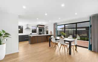 27 Kaitorete Drive, Lincoln
