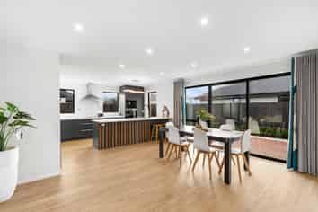 27 Kaitorete Drive, Lincoln
