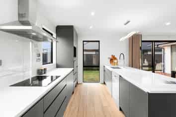 27 Kaitorete Drive, Lincoln