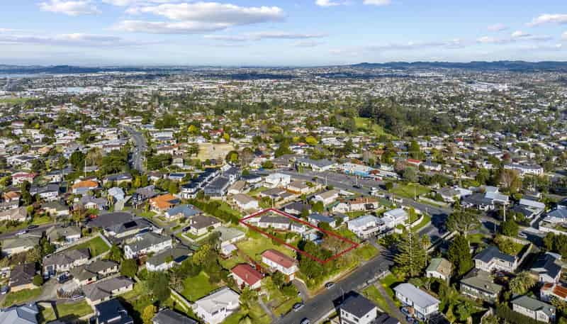 177 Waimumu Road and 2 Hewlett Road, Massey