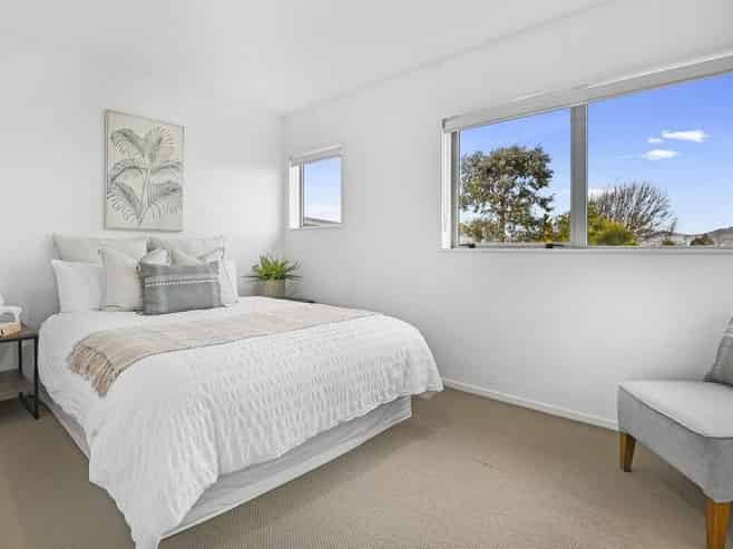 8/101 Caledonian Road, Saint Albans