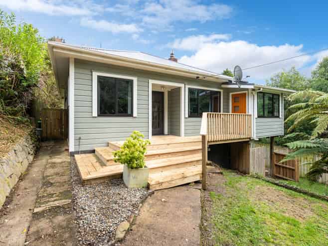 62  Montague Street, NORTH EAST VALLEY