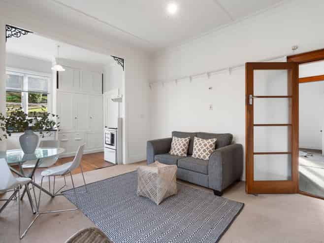18  Burnett Street, CALTON HILL