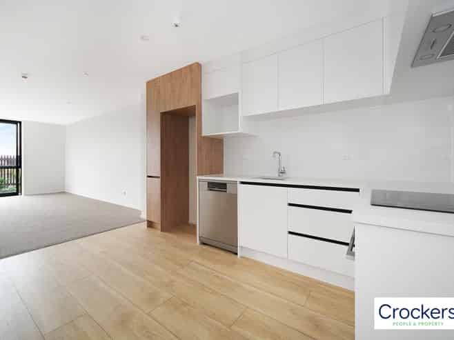 4/10 Treasure Lane, Te Atatu South