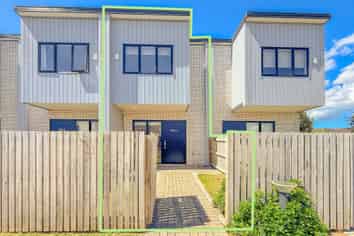 20 Aumarire Lane, Favona