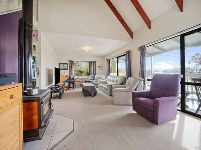 9 Trotting Course Drive, Kumeu