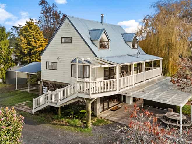 9 Trotting Course Drive, Kumeu