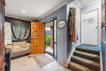 81 Royal Road, Massey