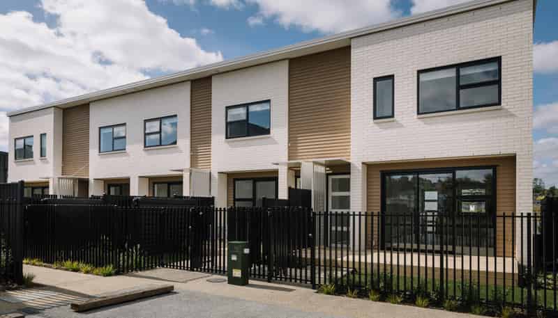 10/14 Yozin Road, Swanson