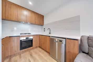 7/2 Donnell Avenue, Favona