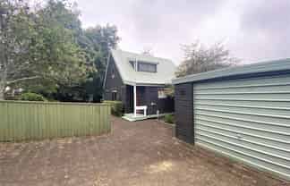 1 Highlands Place, Highlands Park